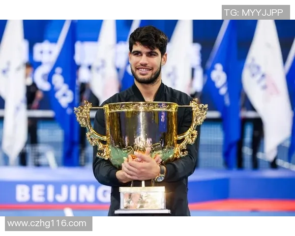 温网现场足球明星齐聚一堂展现运动魅力与激情对决